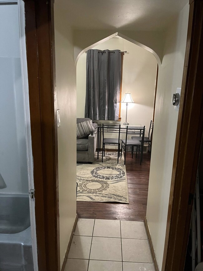 Photo - 321 Walter St