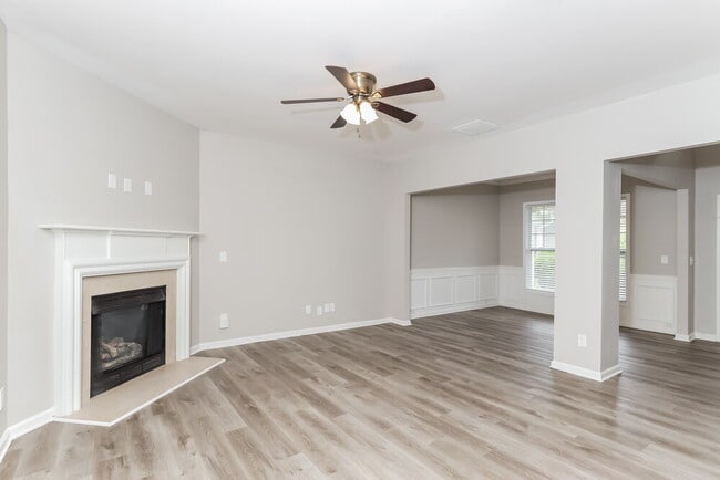 Photo - 3643 Uppark Dr