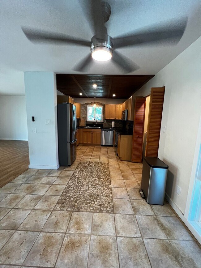 Photo - PET FRIENDLY, enclosed backyard, Central Kihei 3 bed/2 bath plus bonus room