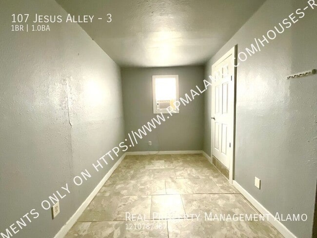 Photo - 107 Jesus Alley