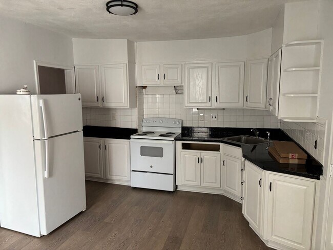 Photo - 43-45 Crescent St. Wakefield, MA (Offboarding) Unit 43 #1