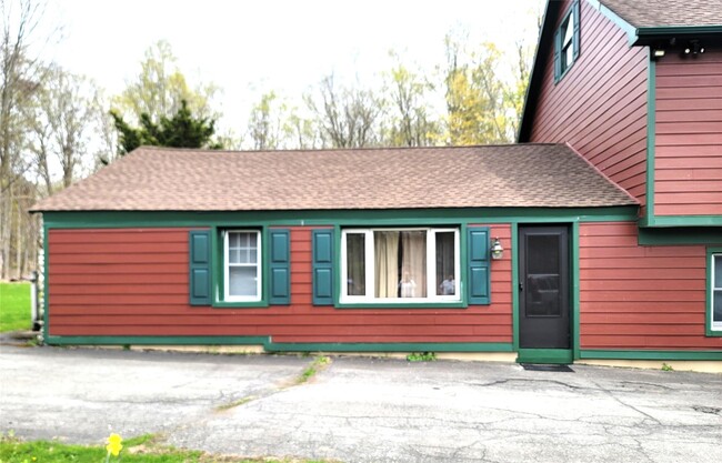 Photo - 486 Fitzsimmons Rd Apartment