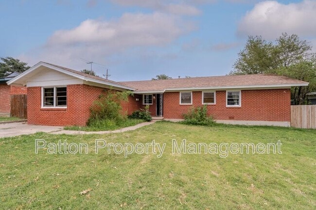 Building Photo - 1703 Pecos St Rental