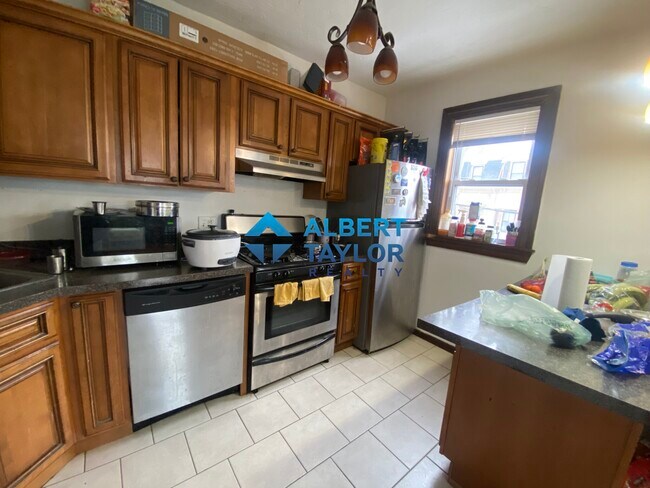 Photo - 91 Sheridan St Apartments Unit 87-3