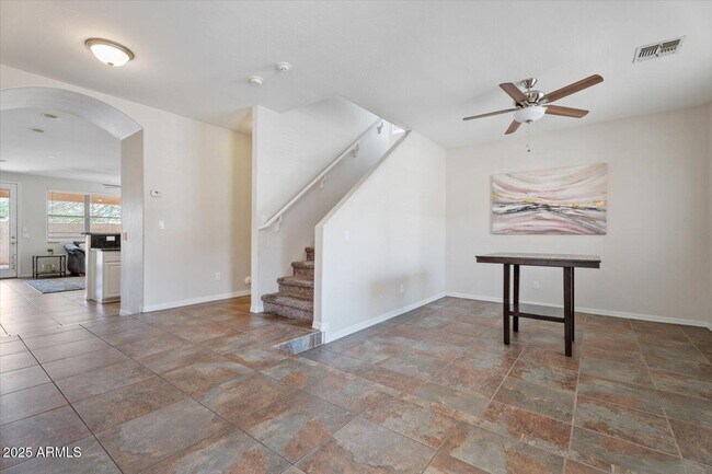 Photo - 1423 S Newberry Ln