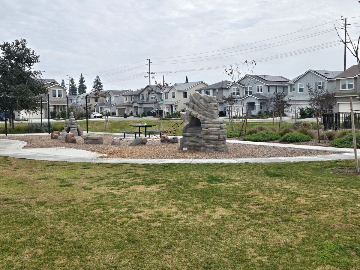 Photo - Home For Rent