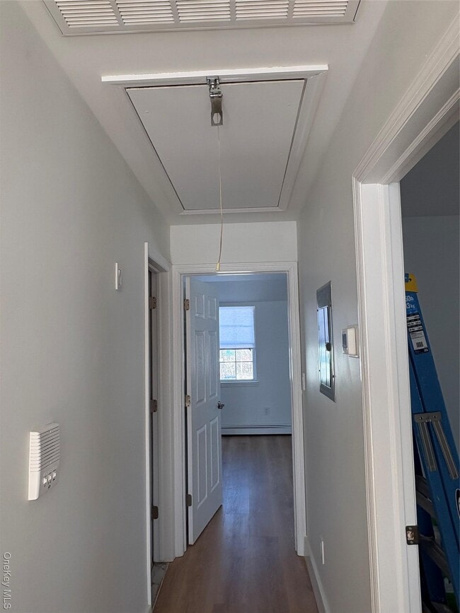 Photo - 17 W 20th Rd