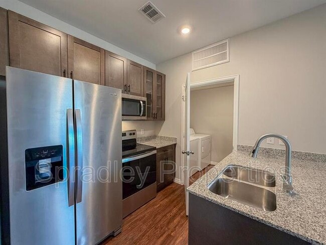 Photo - 1124 W Ave O Unit Apt 1208