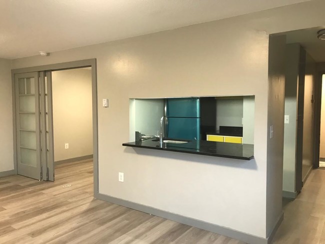 Building Photo - Cardinal Hill Rental