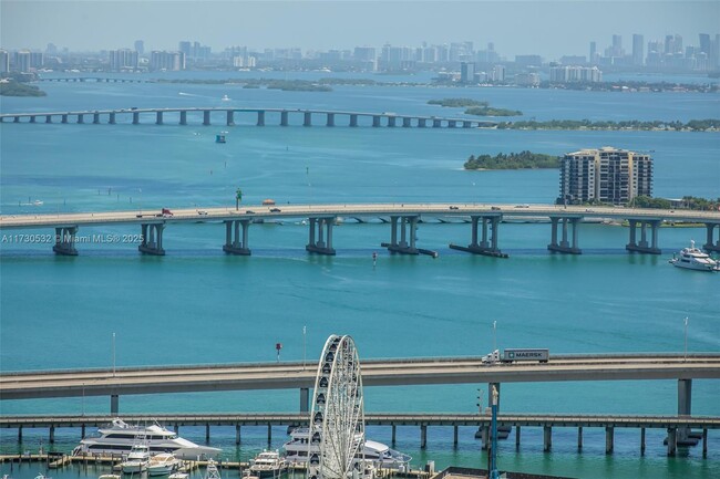 Photo - 325 S Biscayne Blvd Condo Unit 3824