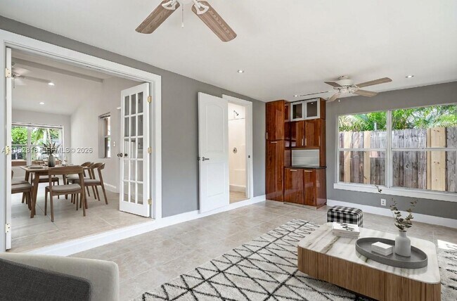 Photo - 1032 SW 22nd Terrace