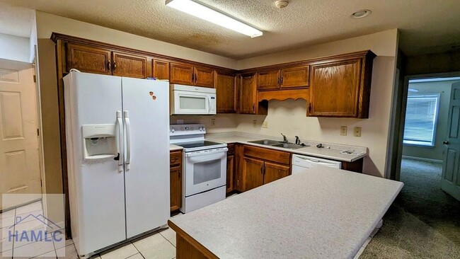 Photo - 306 N Main St