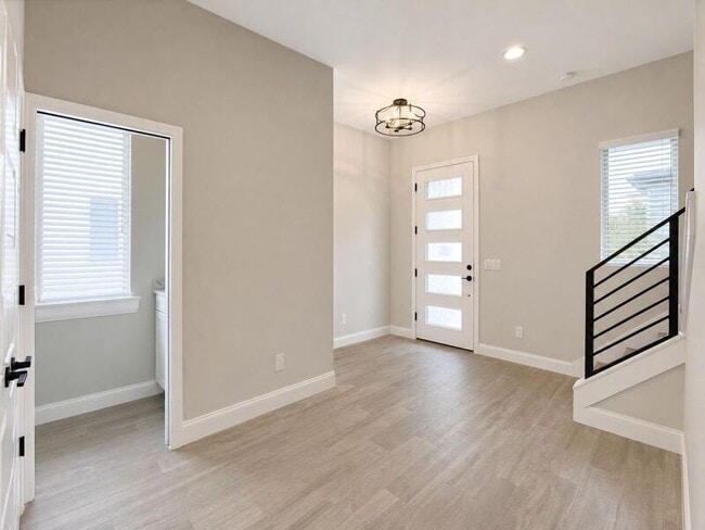 Photo - 1156 Windjammer Dr