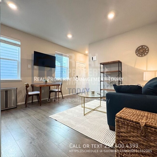 Photo - 3114 14th Ave NW
