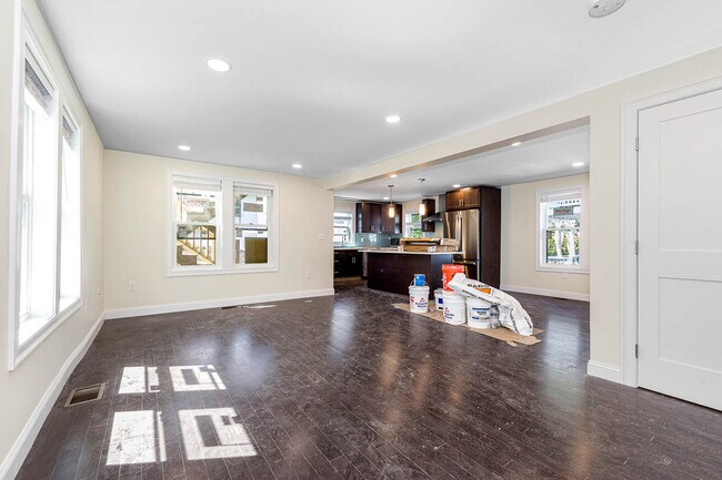 70 Stanley Ave Unit 70