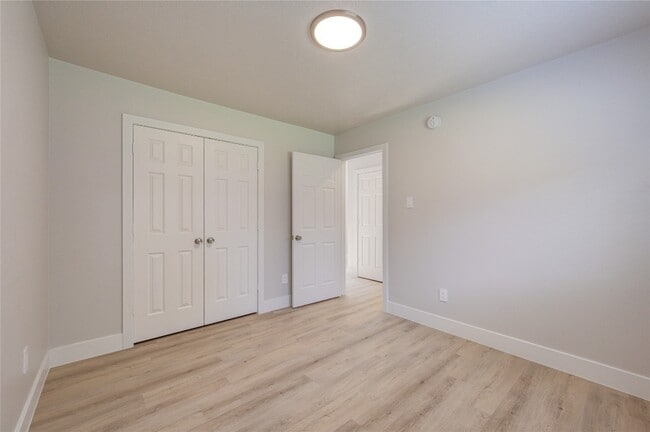 Building Photo - 4931 Lake Catherine Ct