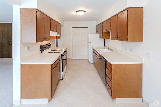 Interior Photo - East River Plaza Rental