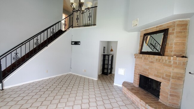 Photo - 942 Grand Jct Dr