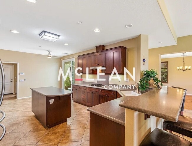 Photo - 55+ living in the desirable Four Seasons community!