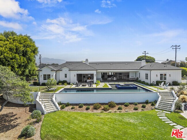 Photo - 6671 Dume Dr