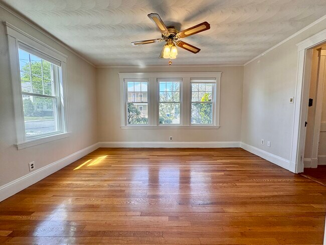 34 Falmouth Rd Unit 2