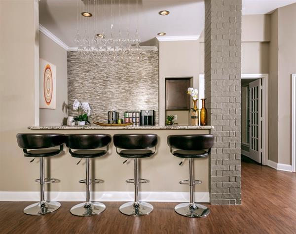 Photo - 504 TX-332 Unit c1