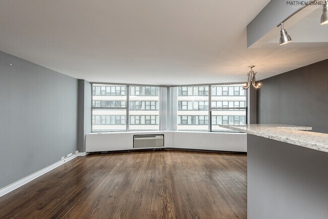 Photo - 5757 N Sheridan Rd Unit 8C