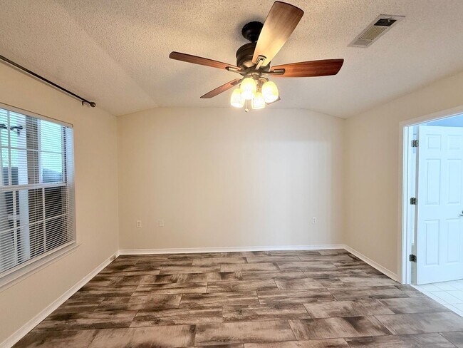 Photo - 3-Bedroom Duplex