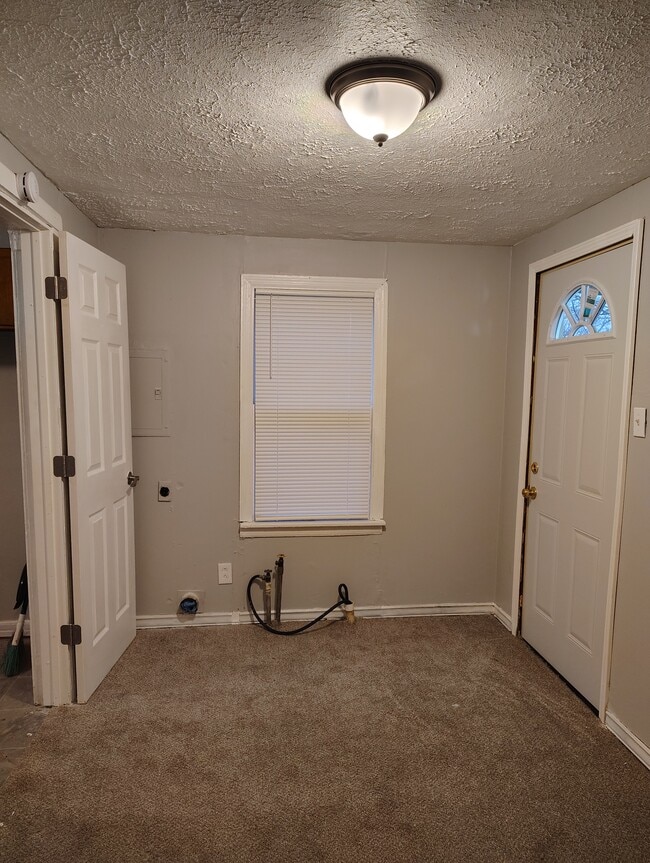 Photo - 4700 Ross Ave