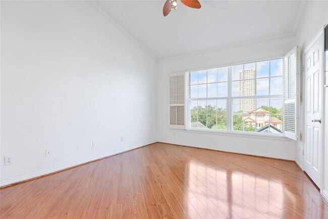 Photo - 2111 Welch St Unit A315
