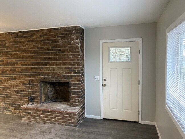 Photo - 14901 Dutchmans Dr