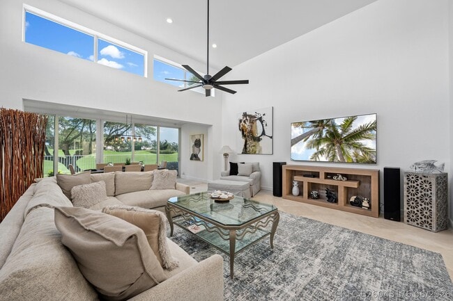 114 Waters Edge Dr