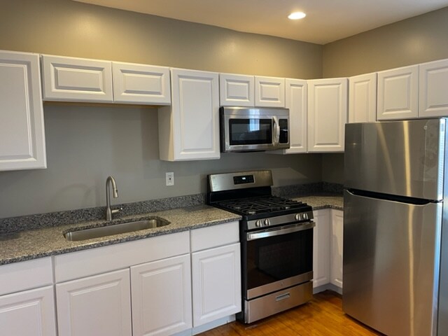 Photo - 6016 W Wabansia Ave Unidad second floor