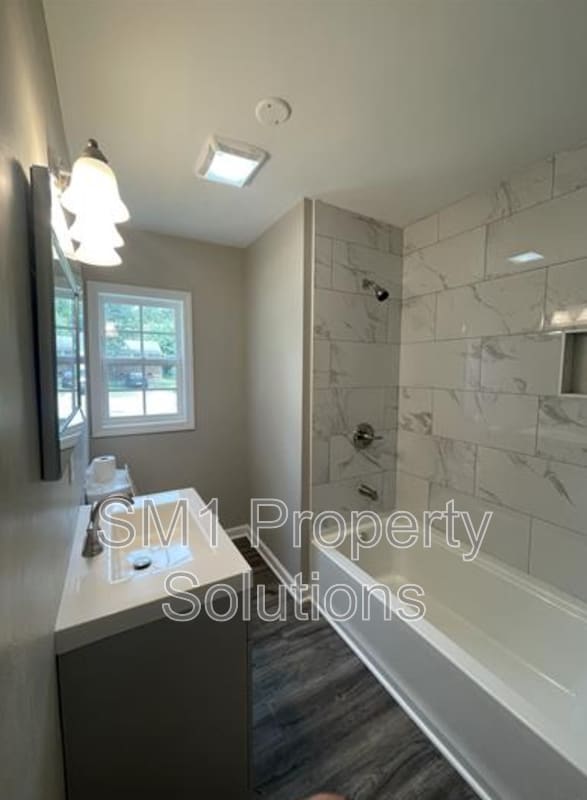 Photo - 104 Lawndale Ave