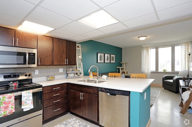 Interior Photo - College Hill Apartments