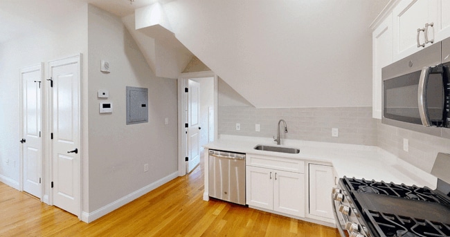 Photo - 62 Gordon St