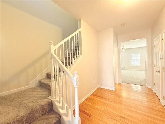 Photo - 1833 Willow Branch Ln