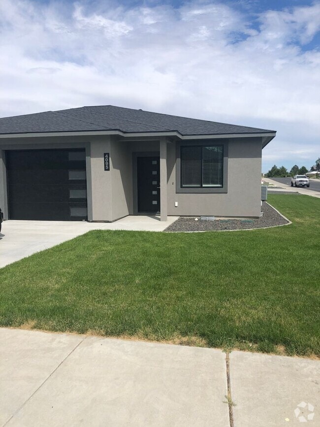 Building Photo - Beautiful New Construction Condo!!