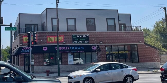 Building Photo - 10301 S Kedzie Ave
