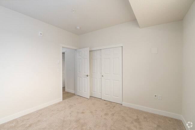 2BR, 2BA - 1293SF - Bedroom