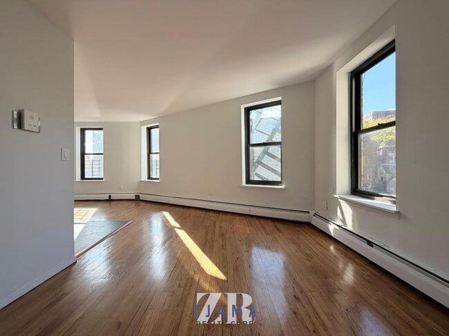 Photo - 1 bedroom in BROOKLYN NY 11226 Unit 3E