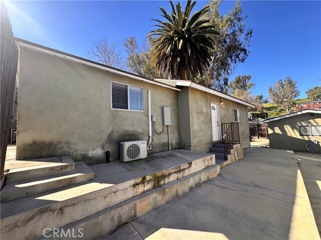 Building Photo - 3651 Armour Ave