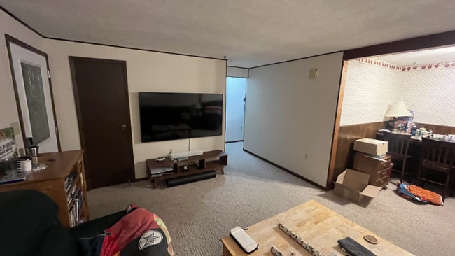 Photo - 301 Ardmore Dr