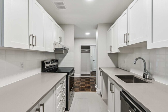 Photo - Heath Estates C Unit 00204