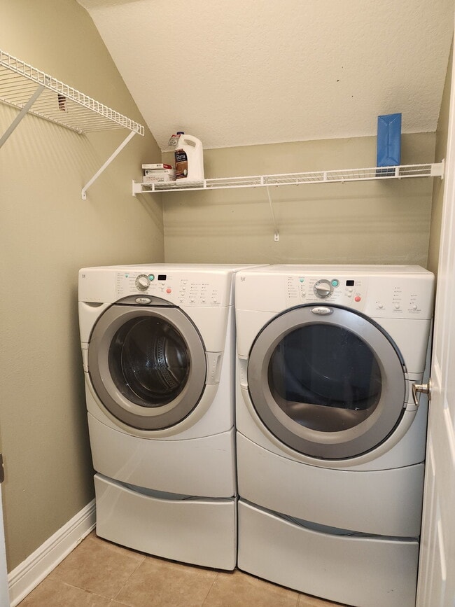 Photo - 8505 Lagerfeld Dr