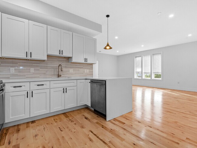 176-178 Washington Ave