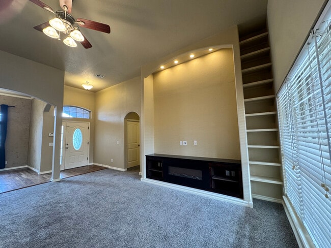 Photo - 1801 E Jacksonville St