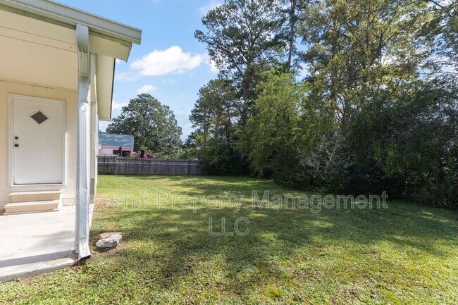 Photo - 5018 Golfview Dr