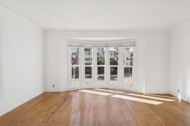 Photo - 1556 S Beverly Glen Blvd Unit 1556