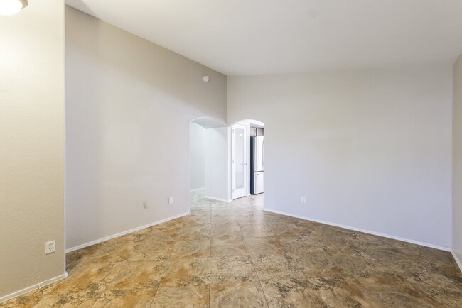 Photo - 31318 N Shale Dr